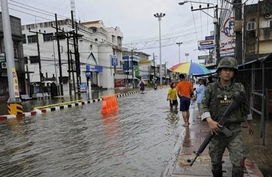 密云暴雨引发洪水 村民发声