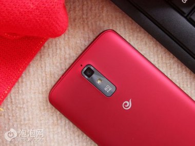 华为手机怎么没有红色