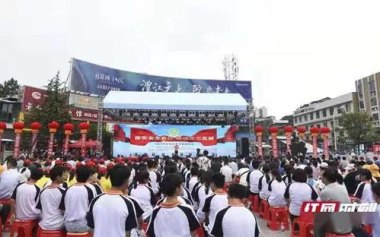 湖南男子上班首日压断3根指公司拒赔