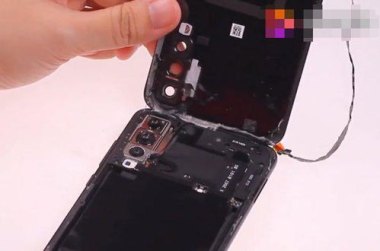 华为手机表盖怎么拆开
