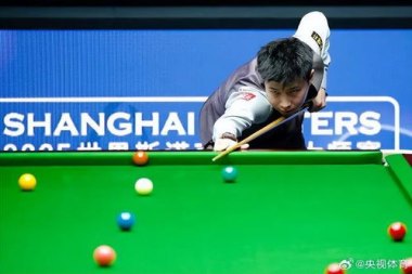 赵心童6-1丁俊晖晋级大师赛四强
