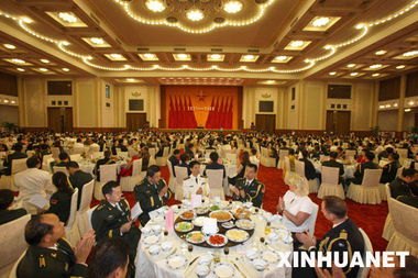 国防部举办盛大招待会