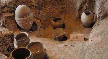 男子挖到宋元时期宝藏 卖了20万被抓