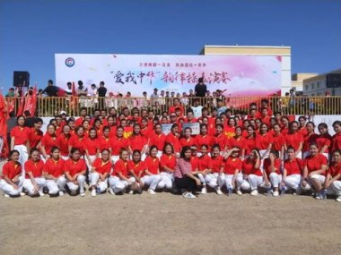 华为手机怎么增减桌面