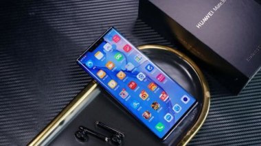 华为手机怎么滚屏