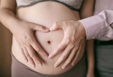 女子5次试管后艰难怀孕却确诊肝癌