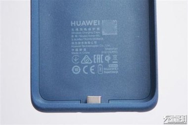 华为g7手机壳怎么拆