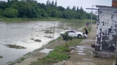 网传重庆遭遇百年难遇洪水？不实