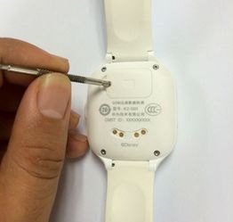 手机装卡怎么装华为手表