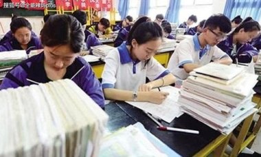 小学生源减少 小学教师到高中任教 小学生源减少 小学教师到高中任教