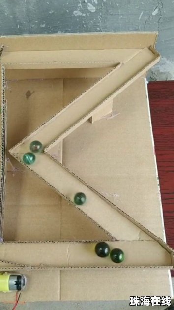华为手机弹珠桌面怎么弄