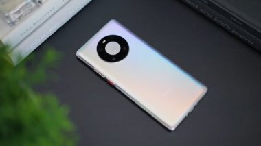 华为手机极速版怎么样