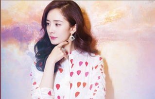 杨幂发文告别《生万物》和绣绣