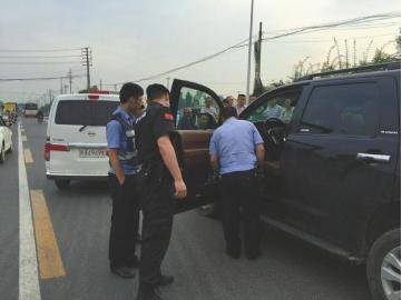 警方通报景德镇撞人致2死1伤