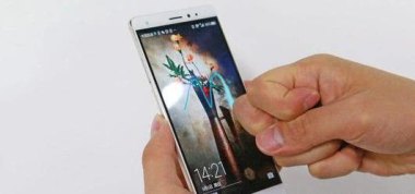 华为手机屏幕鼓怎么办 华为手机屏幕鼓怎么办