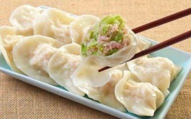 一顿吃200个水饺的16个外甥开学了