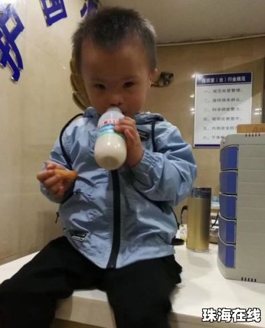 两岁男童遭灭火器直喷面部进ICU