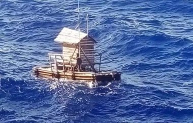 男子靠“水下推进器”偷渡至澳门